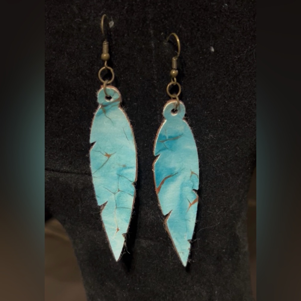 Feather Earrings. Faux leather. Turquoise/Copper.